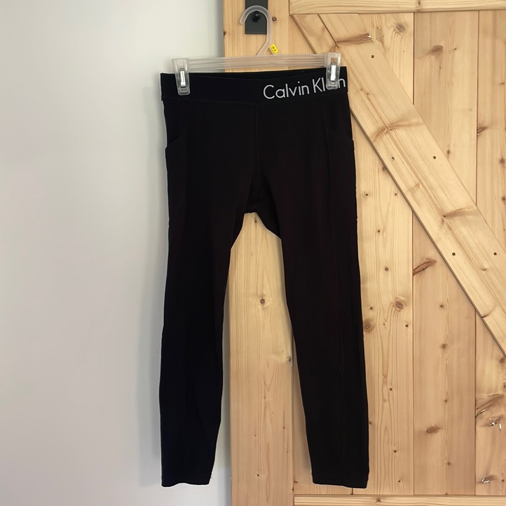 Calvin Klein performance calf length legging size s